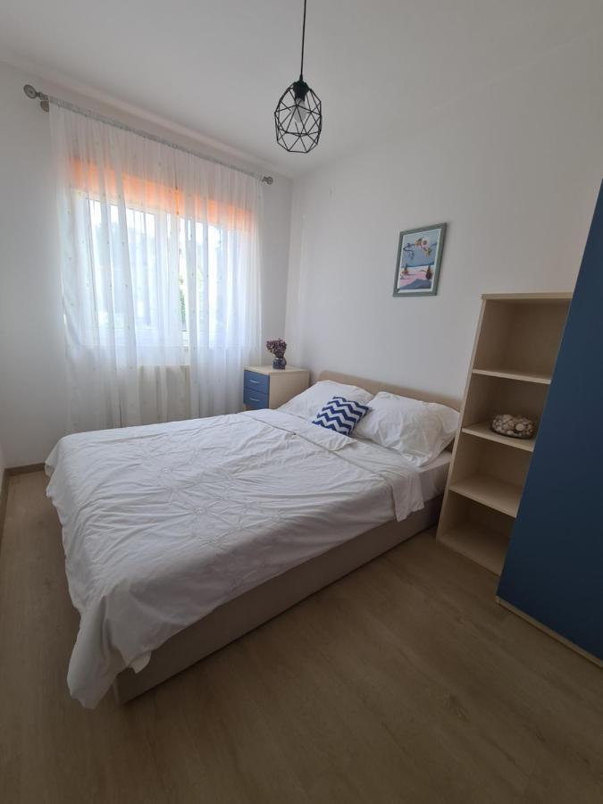 Apartmani Emily Pula Exterior photo